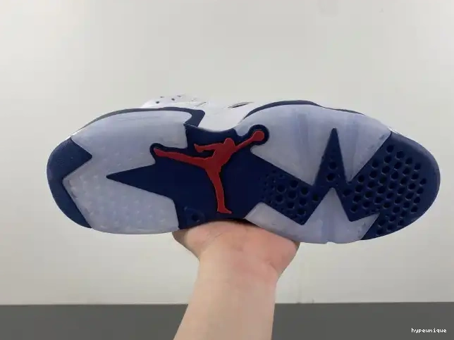 HYPE Jordan Olympic CT8529-164 Air 6 0426